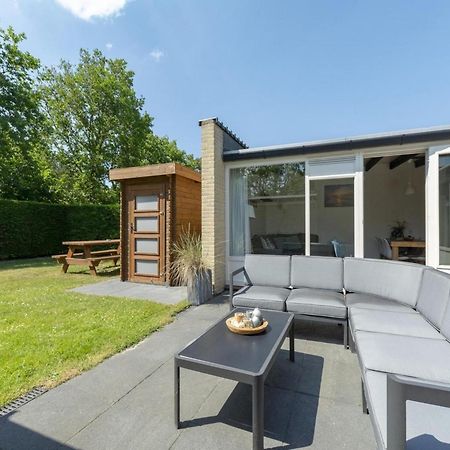 Contemporary Bungalow With Garden Sint Maartensvlotbrug Exteriör bild