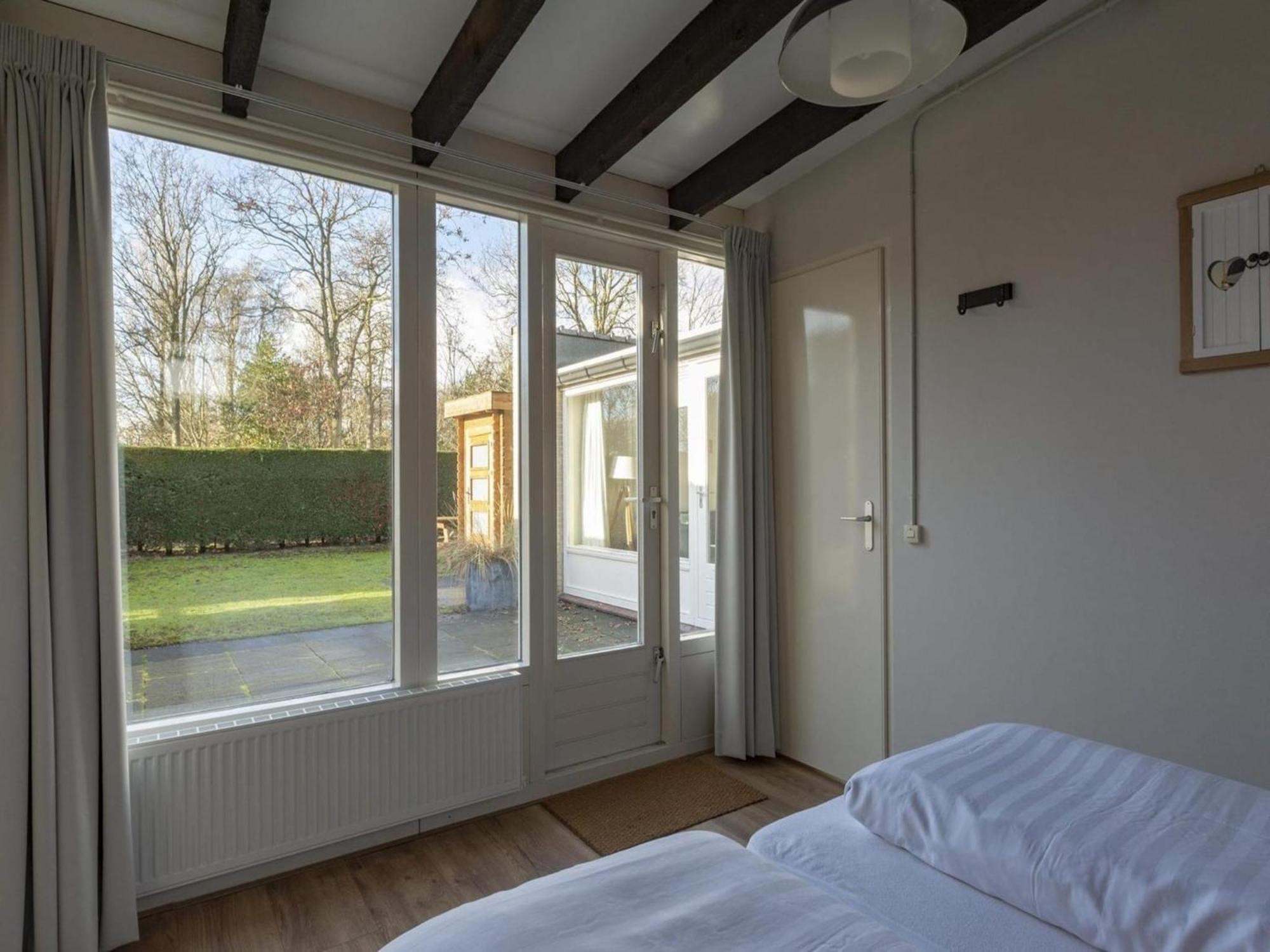 Contemporary Bungalow With Garden Sint Maartensvlotbrug Exteriör bild